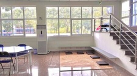 Đưa vào không gian ngồi bệt phục vụ sinh viên