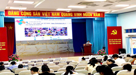 Tập huấn sử dụng Thư viện dành cho học viên cao học khóa 2025 – 2027 (Đợt 2)